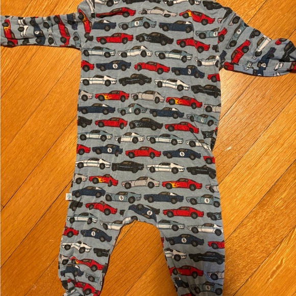 Posh Peanut Racecar footie pajamas size 6-9 months - Picture 5 of 5